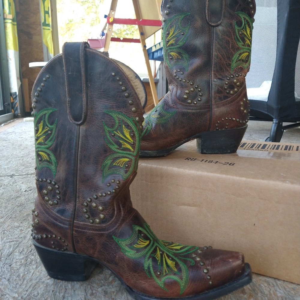 Old Gringo Yippee Kai Yay butterfly embroidered studded boot